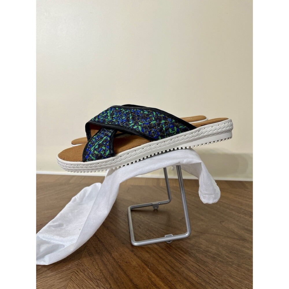 BERNIE MEV AVON FLAT SANDALS US 7 ~ 7.5 /Euro 38 PEACOCK BEACH Clean Girl